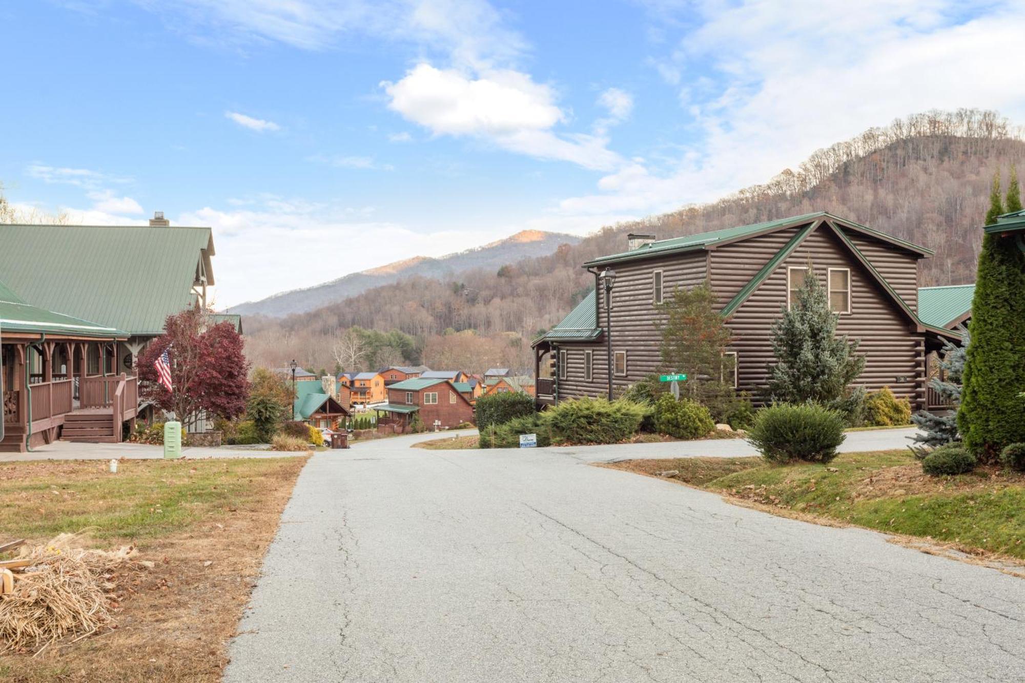 The Snow Owl Cabin Maggie Valley Eksteriør billede
